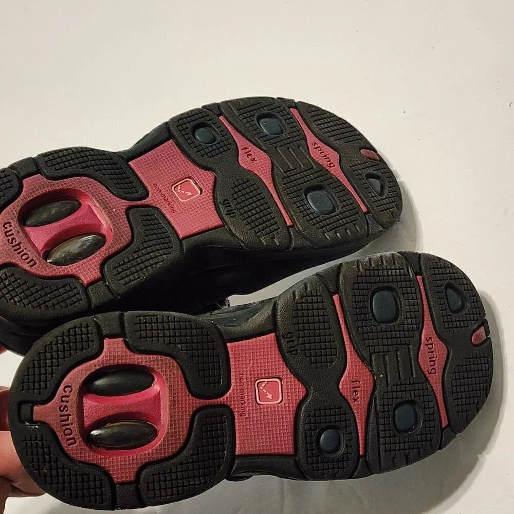 Stride rite toddler girl shoes size 9M Giovana